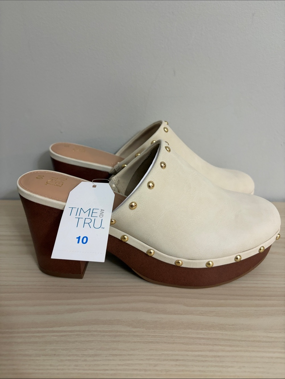 Time and Tru New!Cream Platform Studded Mules size 10